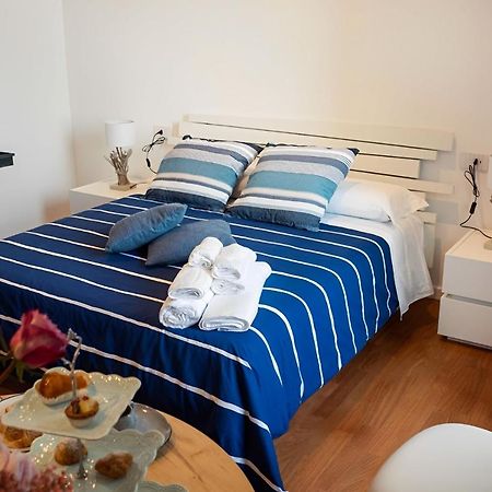 Mareluna Rooms Naples Exterior photo